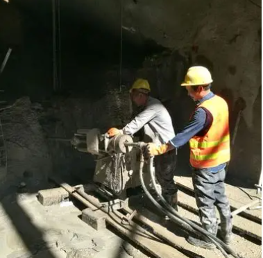 洪梅镇水下抗分散灌浆料特点 水下不分散注浆料介绍